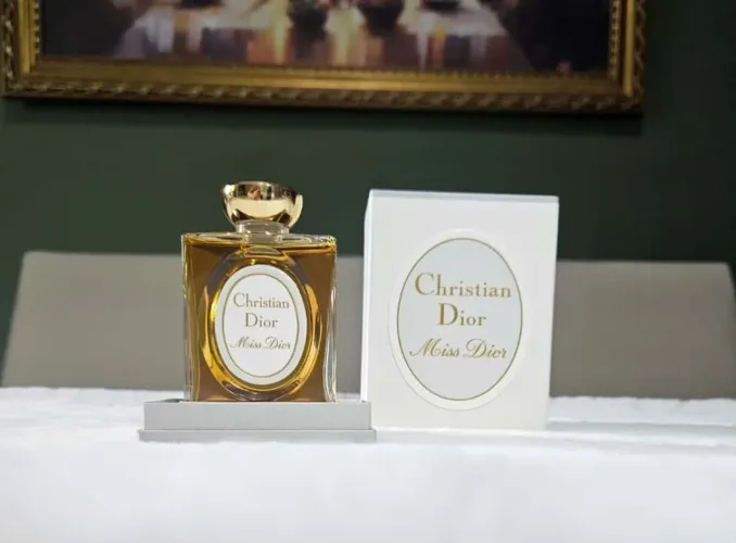 Miss Dior Parfum 1947 - Christian Dior