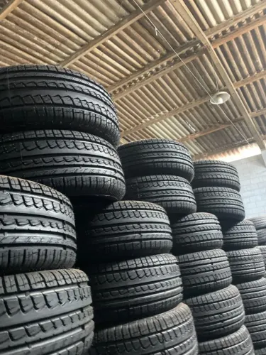 Rodando com segurança! pneu remold 175/70/13 por apenas R$235,00 no dinheiro ou pix!