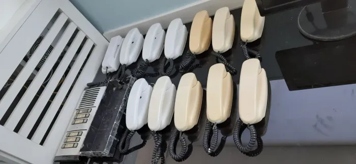 Interfone HDL 12 Pontos com 12 Monofones Usados
