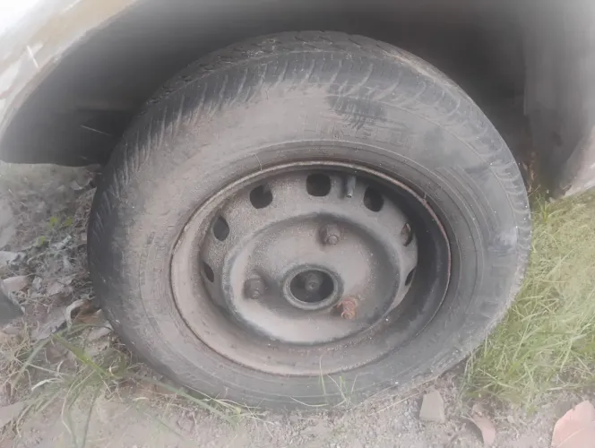 Pneus 13 175/70 R13 Pirelli