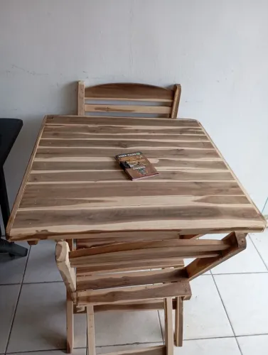 Vendo jogos de mesas madeira ipê 