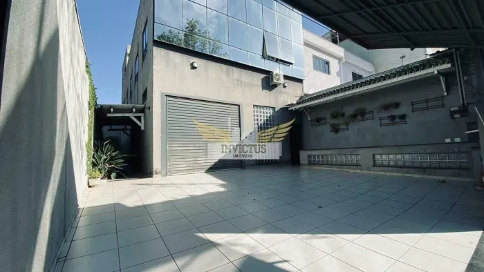 Galpão Comercial para Comprar, 399m² - Parque Oratório em Santo Andre/SP.