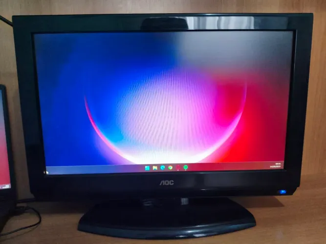 TV Monitor AOC 19 polegadas