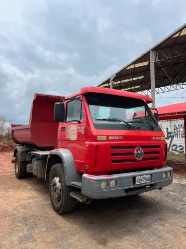 Caminhão VW Worker 13-180 Caçamba