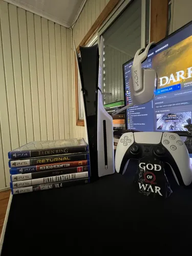 PS5 Slim mídia física 