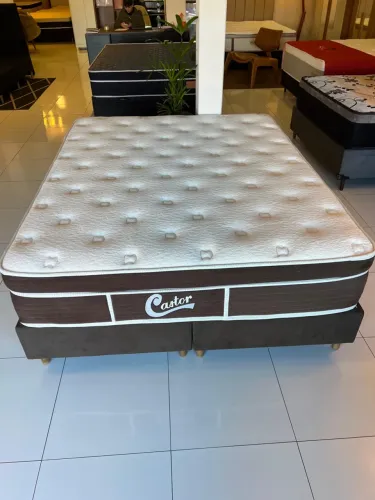 Cama Box Queen Size Castor Látex seminova Top - ENTREGAMOS