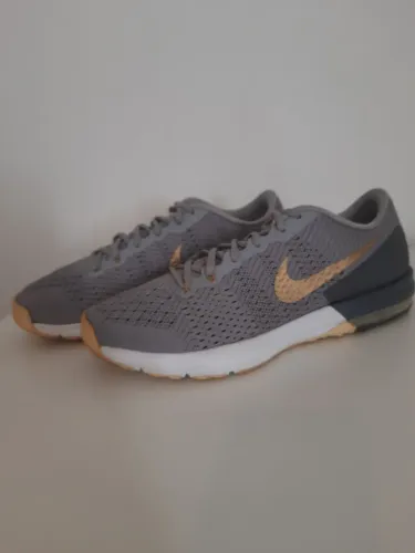 Lindo Nike Air Max FLYWIRE 41-42 Cinza Dourado SEMINOVO!