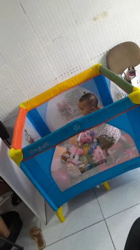 Cercadinho cadeira de alimentacao e bebe conforto