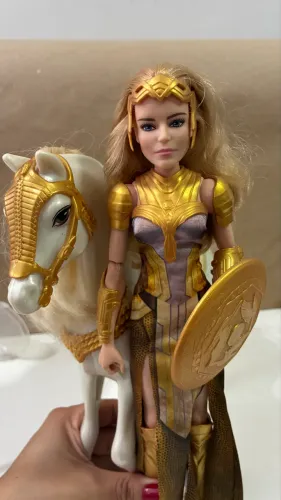 Boneca Hipólita e cavalo - rainha das Amazonas - mãe Mulher Maravilha 