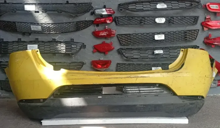 PARACHOQUE TRASEIRO FIAT GRAND SIENA 12/21 COM DETALHE