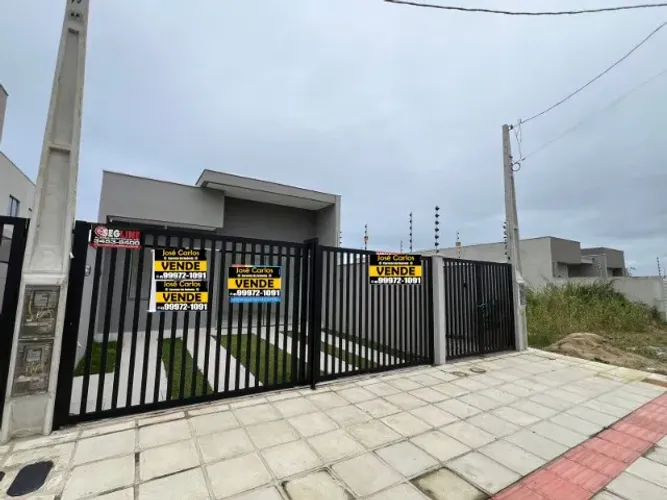 Casa 3 Quartos a 3 Quadras da Praia no Balneário Eliana em Guaratuba