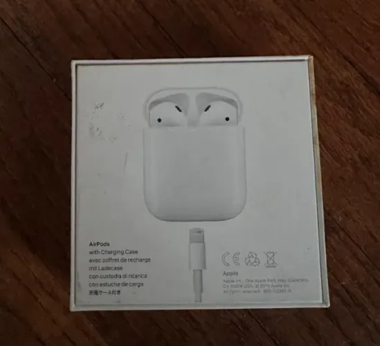 caixa para Apple Airpods  importada (Desapego)