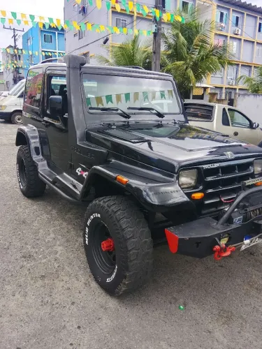 Troller T-4 4X4 2.8 TB Int. Cap. Rígida Diesel 2003