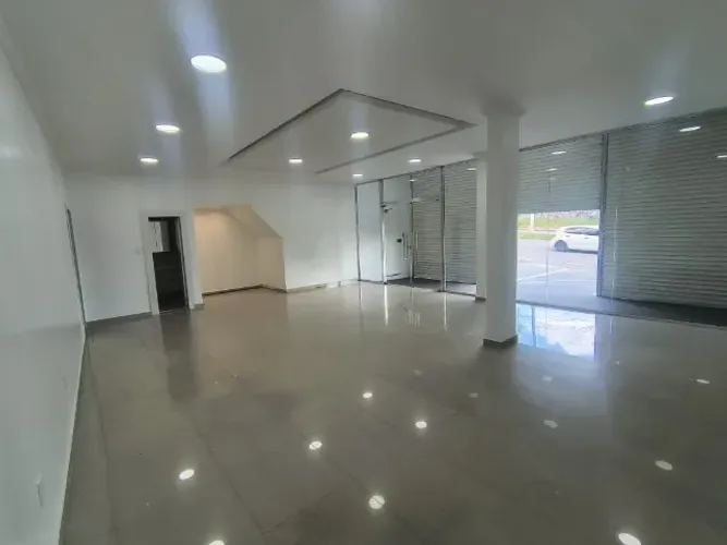 Ponto Comercial 110m² na Avenida Natan Xavier