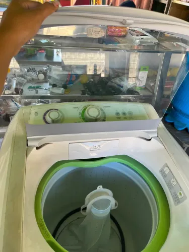 Máquina de lavar 11 kg nova