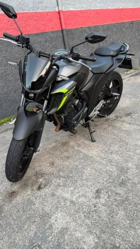 Fazer 250 2024