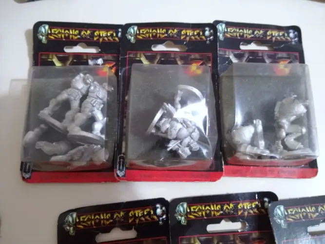 Conjunto Miniaturas Legions of Steel Lacradas - Lote 16