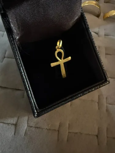 Cruz em Ouro 18k/ Grantia/ Loja física