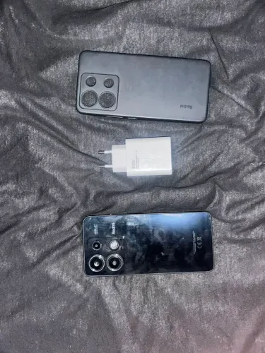 Redmi Note 13 256GB / 108MP (Para Conserto ou Retirada de Peças) + Carregador 33W