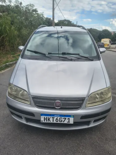 Fiat Idea ELX 1.4 MPI Fire Flex 8V 5P 2010
