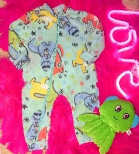 PACOTE DE ROUPAS DE BEBE 