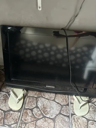 TV Samsung antiga funcionando 
