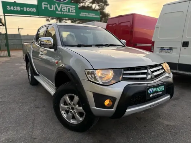 Mitsubishi L200 Triton GL 3.2 CD TB Int. Dies. Mec. 2018