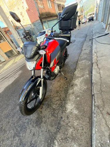 Factor 150cc 2025. Excelente moto para o dia a dia muito econômica.