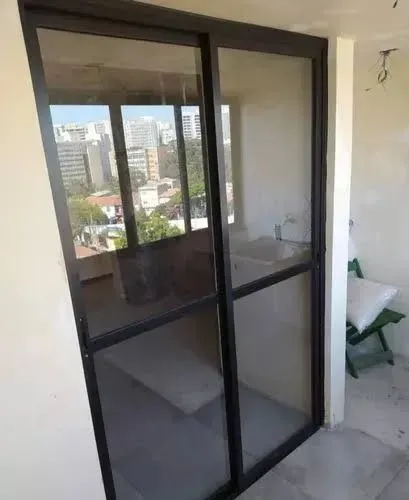 PORTA DE CORRER DE ALÚMINIO PRETO 2F 2.10X1.20 - PEÇAS EXCLUSIVAS
