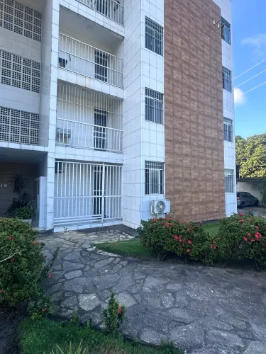 Aluguel de quartos mobiliado em apts compartilhados para homens