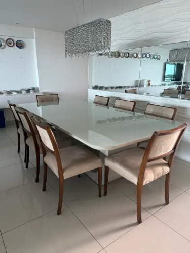 Vendo mesa 8 lugares