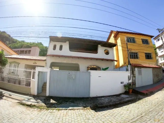 Casa para venda com 5 quartos em Jucutuquara - Vitória - ES