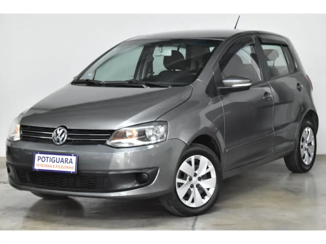 Volkswagen Fox 1.0 MI Total Flex 8V 5P 2013