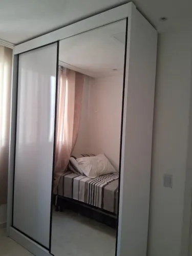 alugo apto, mobiliado 2/4 garagem 1° andar de escada 1300 condominio incluso areia branca