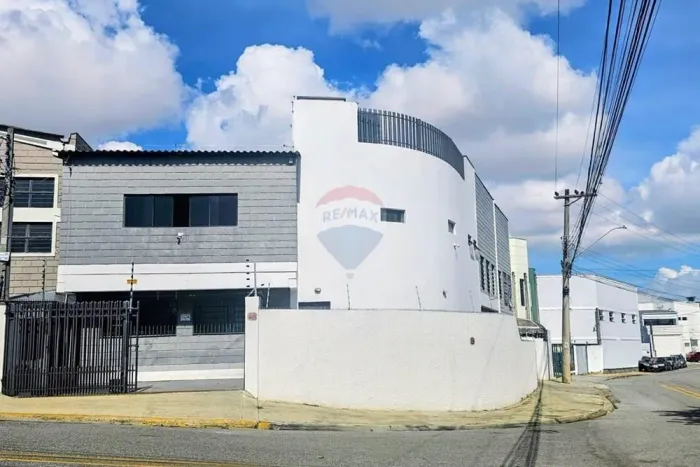 Galpão Industrial em Sorocaba: 388m², Piso 5T/m² e Próximo à Castelinho - Sorocaba/SP