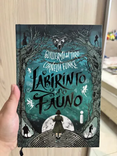 livro o labirinto do fauno guillermo del toro