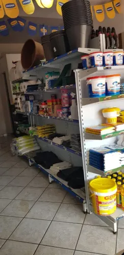 GONDOLAS PARA COMERCIO MERCEARIA SUPERMERCADO R$ 450,00 as Centrais e R$ 280,00 de parede