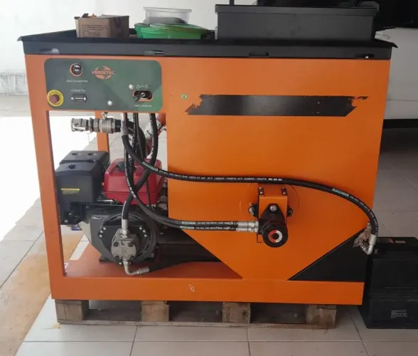 Máquina para Hidrossemeadura, grama líquida.