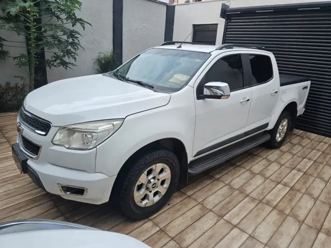Chevrolet S10 Pick-up LTZ 2.8 TDI 4X4 CD Dies.aut 2013