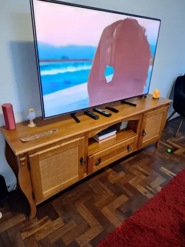Rack TV Rústico em Madeira Maciça com Portas e Gaveta Estilo Fazenda/Colonial