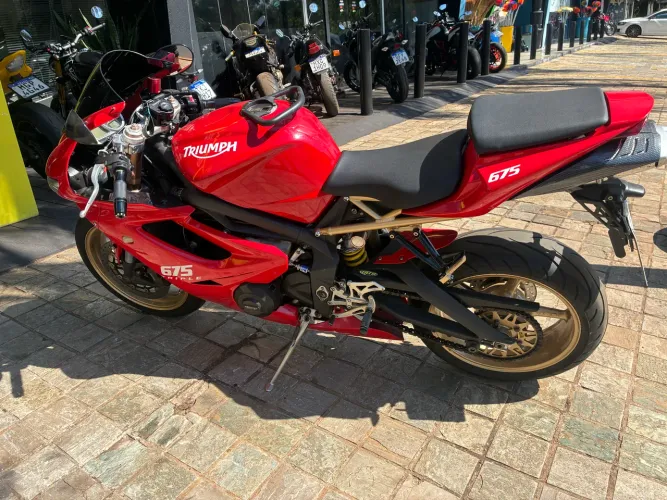 Daytona 675 TRIUMPH - Aceito negociar !