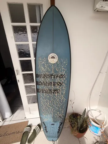 Prancha de surf 6,3 com 40,7l