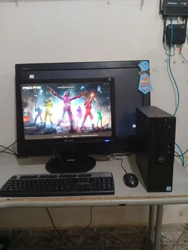Vende se Pc completo core i3 7 geração 8gb memória ddr4 HD 500gb trecado mause monitor 20