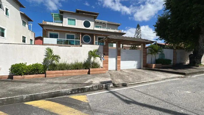 LINDO APARTAMENTO PERTO DA PRAIA EM ITAIPUAÇU