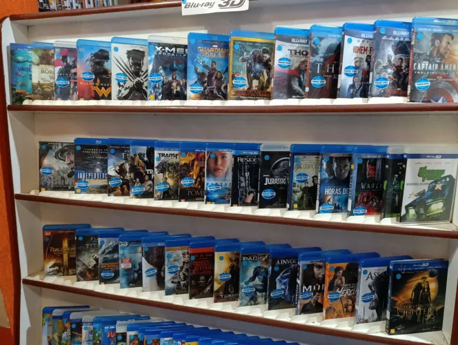 Lote com 40 Filmes usados em Blu Ray 3d