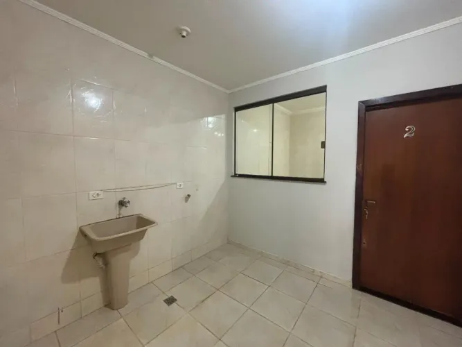 Apartamento para alugar no condomínio Parreira no bairro Zona 06