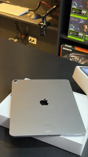 iPad Air chip m2 impecável com todos acessórios