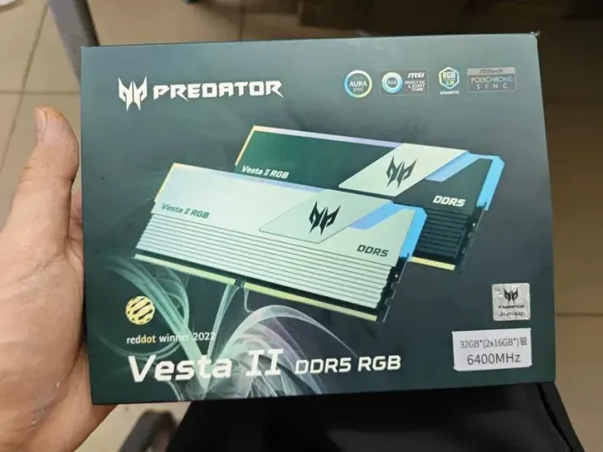 MEMÓRIA ACER PREDATOR VESTA II 32GB (2X16GB) DDR5 6400MHz CL32 RGB