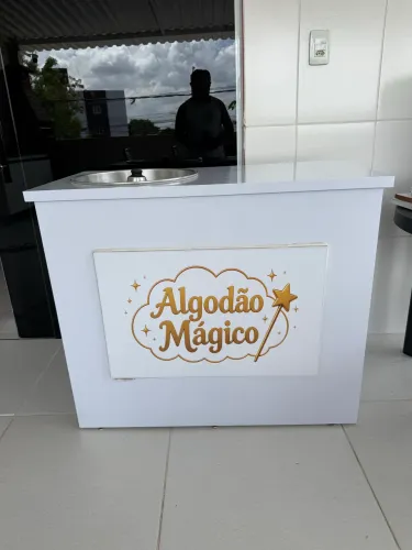 Aluga-se máquina de algodão doce é pipoqueira valor 300 falar com Nira *17