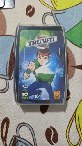 Super Trunfo Ben 10